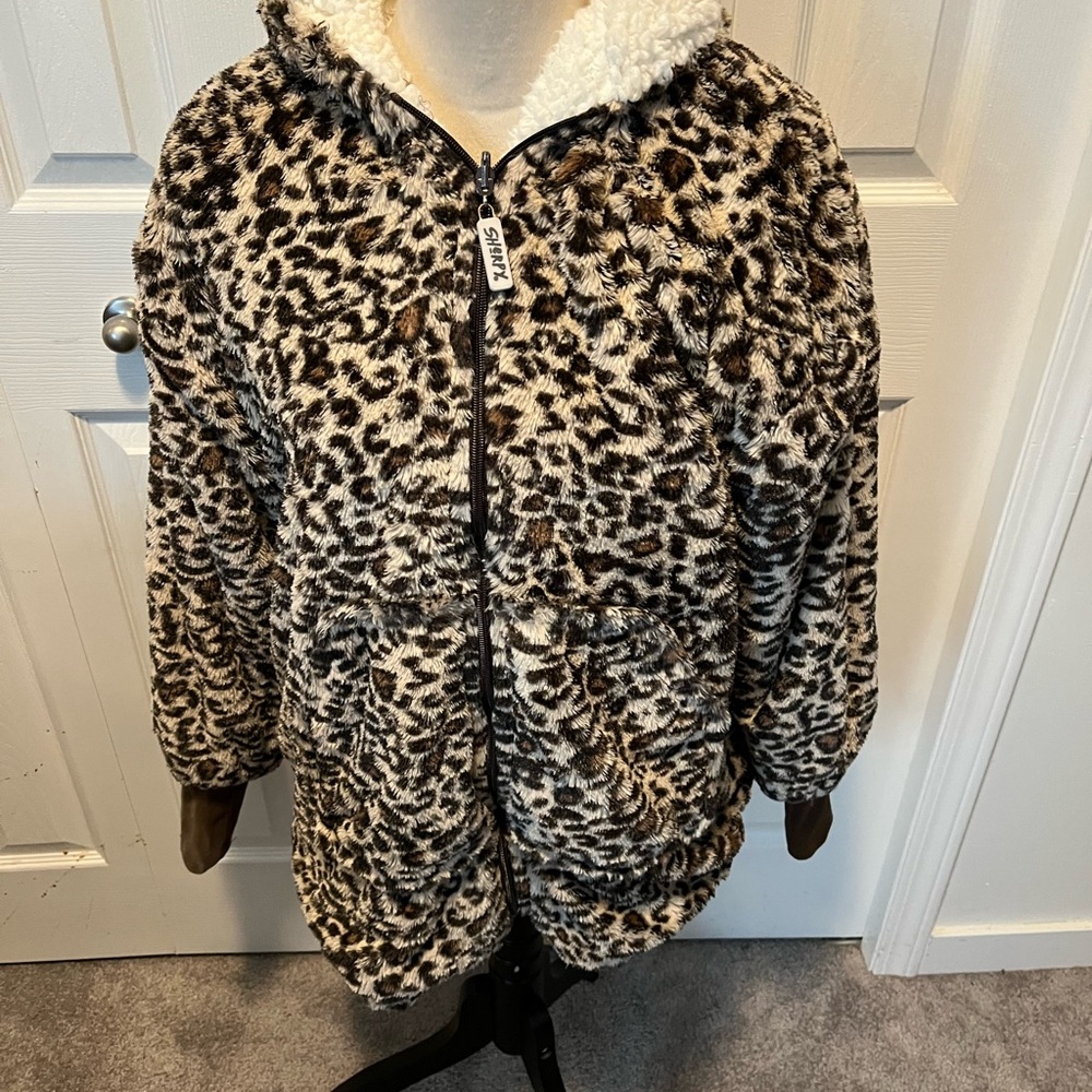 Sherpy reversable size L jacket